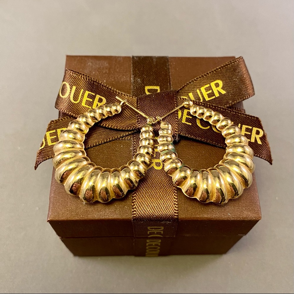 Vintage DeCouer New York 14k Yellow Gold Shrimp Earrings, 1 Owner, Gift Boxes